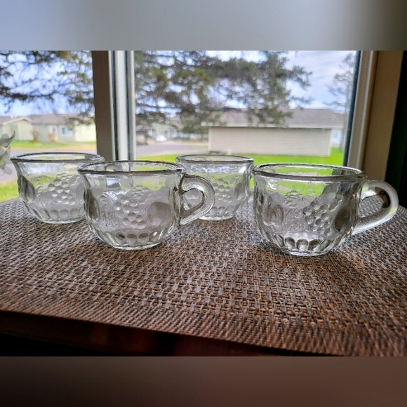 16pc Vtg Punch Glass Cups in Clear Molded Fruit Pattern~Set - Picture 3 of 3